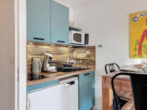 Studio 3 personnes avec terrasse à 500m de la plage Cavalière