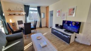 Strandstraße 33 - 18-14