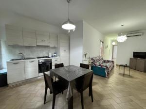 Mare Apartment 4