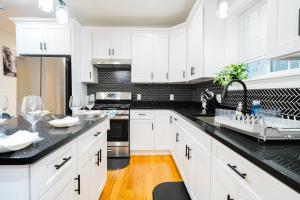 16-2 - 4BR Family Home in Worcester Near Parks