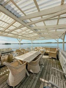 Exclusive Archipelago Idyll With Magical Sunsets