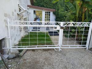 Gite indépendant, calme, campagne, style intérieur chalet