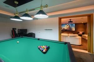 Elyra Cascais - Private Luxury Villa with Spa, Cinema & Gym