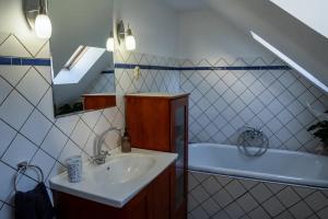 Ubytování a Keramická dílna Habartovi