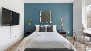 Landing at Commons on Ludlow - Studio in Univer...