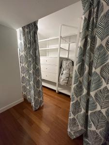 Flowers, a cozy suite in Milan