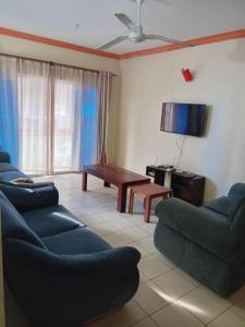 Modern Luxurious Apartment with Pool