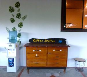 Naranjo Ferry & Roadside Inn