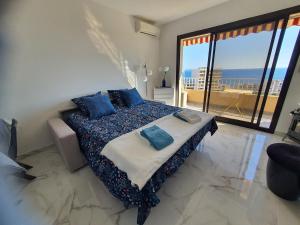 Le Balcon des Sanguinaires - studio cosy avec vue sur le Golfe dAjaccio et les Îles Sanguinaires