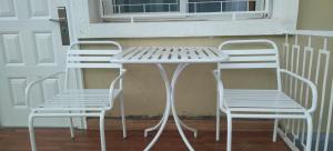 Milestone Terrace - Prox Aéroport - Supermarchés - Eau, Elec sans coupures