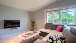 Baeutiful Villa Simona with garden in Medulin