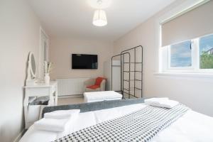 Stylish Stirling home with stunning views