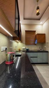 Family-friendly homestay in Dehradun, Peaceful & Long stays