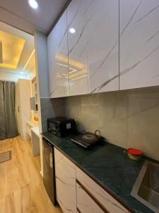 Cozystaygreaternoida