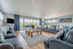 6 Bed in Winnards Perch oc-t29966