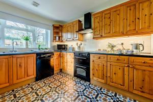 4 Bed in Begelly oc-s27405