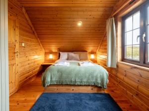 3 Bed in Higher Clovelly 00369