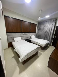 اجنحة الخزامى المخدومة