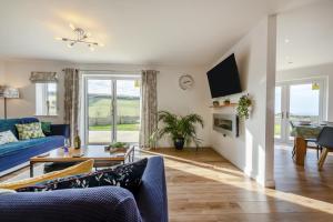4 Bed in Aberarth oc-g30835