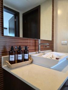 Mareazul Lovely Swim-up Family apartment and beach club