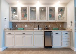 Phoenix Gulf Towers 2403