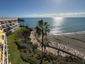 Castillo Santa Clara beach front studio