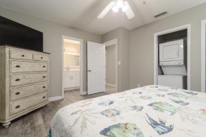 The Inn At Crystal Beach #108b