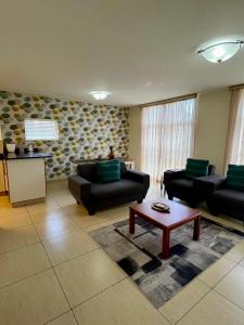 Oceanic 2 Bedroom Apartment - Ocean and Park View - Self-Catering