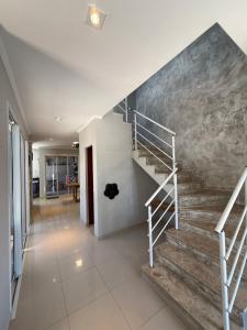 Lindo Sobrado Condominio Morada da Praia