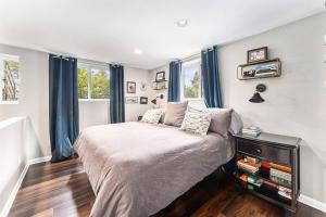 Spa Getaway with Open Space Access Sauna & Hot Tub & Cold Plunge