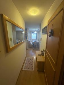 Trilocale alpino a Carano, 5 posti, vicino piste