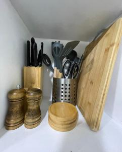 Charming 1BR condo unit Across US Embassy