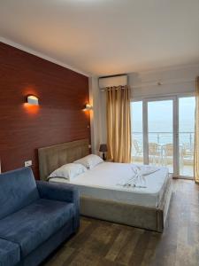 Blumont aparthotel durres