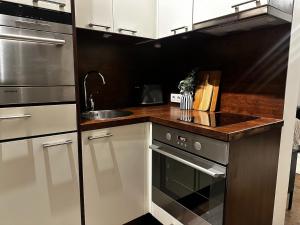 Old Town design studio - 3 min to Christmas market