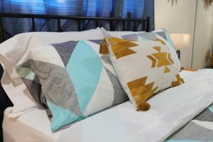 Modern Oasis Studio - near LAX, SoFi, USC, DTLA