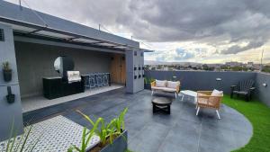 Apartaestudio tipo duplex para 5 personas a pocas cuadras de la embajada norteamérica