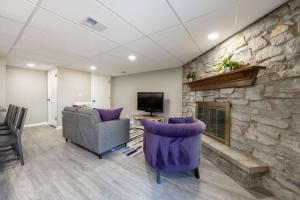 Spacious Duplex Home in Downtown Indy-Family Friendly