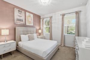 Large 8BR Home Prime Location Orlando