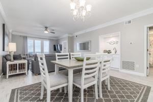 The Inn At Crystal Beach #303