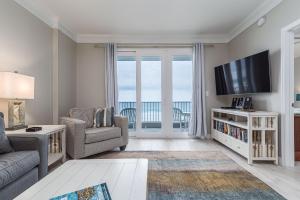 The Inn At Crystal Beach #303