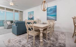 Phoenix Gulf Towers 2503