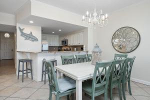 The Inn At Crystal Beach #304