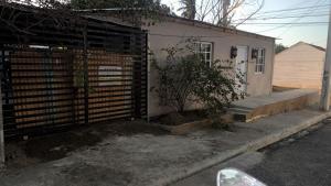 xcelente lugar en montecristi muy céntrico todo cerca