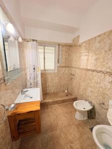 Depto miramar a dos cuadras del mar