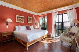 3BR Guadalupe Home, Near Centro with Private Rooftop