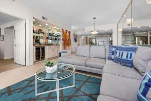 The Inn At Crystal Beach #405