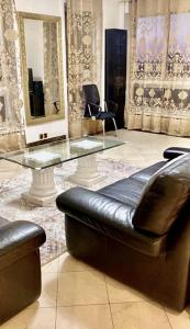 Unique Luxury Parisian Panorama High-Rise by the Eiffel Tower