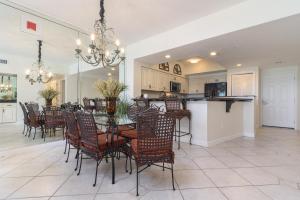 The Inn At Crystal Beach #410