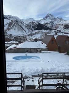 Twin cottages Kazbegi