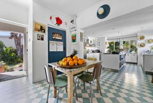 Summer Holiday Home-Pool Sea Views Garden